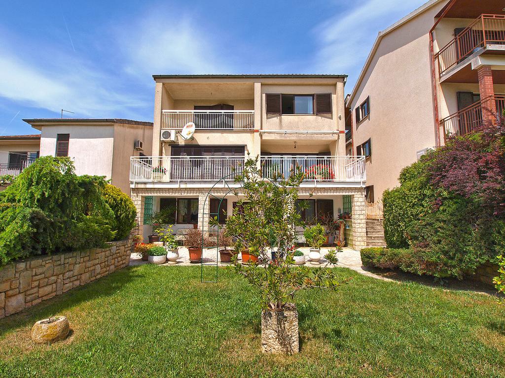 Apartman Apartment Damir 864